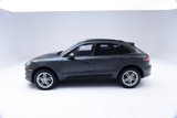 Certified 2021 Porsche Macan image 2