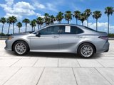 Used 2018 Toyota Camry XLE image 6