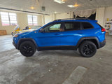 Used 2018 Jeep Cherokee Trailhawk w/ Comfort/Convenience Group image 5