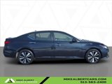 Used 2021 Nissan Altima 2.5 SV image 3