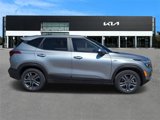Certified 2023 Kia Seltos LX image 3
