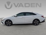 New 2025 Hyundai Elantra Limited image 4