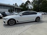 Used 2018 BMW 750i image 2