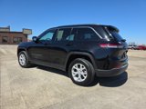 Used 2023 Jeep Grand Cherokee Limited w/ Trailer Tow Prep Group (B) image 5