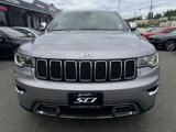 Used 2017 Jeep Grand Cherokee Limited image 3