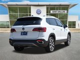 Certified 2023 Volkswagen Taos SE w/ Panoramic Sunroof Package image 3