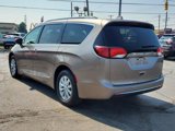 Used 2018 Chrysler Pacifica Touring-L Plus image 4
