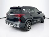 Used 2021 Kia Seltos EX image 5