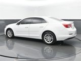 Used 2015 Chevrolet Malibu LT w/ Power Convenience Package image 3