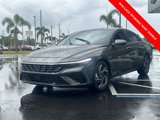 Used 2024 Hyundai Elantra SEL w/ Convenience Package image 2