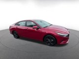 Used 2023 Hyundai Elantra SEL image 2