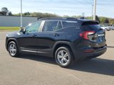 Used 2022 GMC Terrain SLE w/ Driver Convenience Package image 3