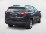 Used 2022 GMC Terrain SLE w/ Driver Convenience Package image 5