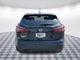 Used 2021 Nissan Rogue Sport S image 4