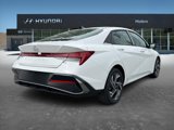 New 2025 Hyundai Elantra SEL image 3