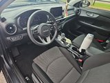 Used 2022 Kia Forte LXS w/ LXS Technology Package image 4
