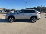 Used 2022 Toyota RAV4 XLE image 4