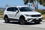 Used 2022 Volkswagen Tiguan SE image 2
