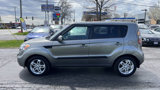 Used 2011 Kia Soul + image 5