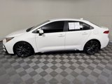 Used 2024 Toyota Corolla SE image 3