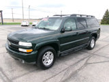 Used 2003 Chevrolet Suburban Z71 image 2