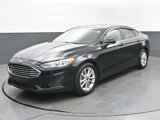 Used 2020 Ford Fusion SE image 3