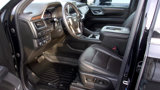 Used 2022 Chevrolet Suburban High Country image 3