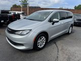 Used 2023 Chrysler Voyager LX image 4
