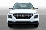 Used 2024 Hyundai Venue SEL image 3