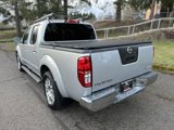 Used 2011 Nissan Frontier SL w/ Moonroof Pkg image 6