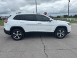 Used 2019 Jeep Cherokee Limited w/ Luxury Group image 5