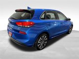 Used 2018 Hyundai Elantra GT image 4