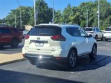 Used 2018 Nissan Rogue SL image 3