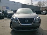 Used 2022 Nissan Rogue SV image 2