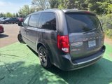 Used 2017 Dodge Grand Caravan SXT image 4