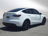 Used 2021 Tesla Model Y Long Range image 3