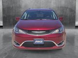 Used 2018 Chrysler Pacifica Touring-L image 2
