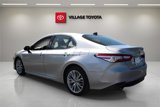 Used 2018 Toyota Camry XLE image 3