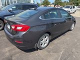 Used 2017 Chevrolet Cruze LT image 3