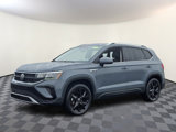 Certified 2022 Volkswagen Taos SE image 3