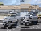 New 2025 Cadillac XT5 Luxury image 2