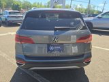Used 2022 Volkswagen Taos SE image 3