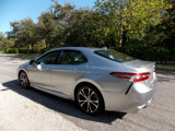 Used 2018 Toyota Camry SE image 5