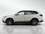 Used 2016 Mitsubishi Outlander SE image 2