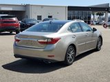 Used 2017 Lexus ES 350 w/ Luxury Package image 4