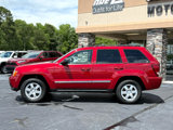 Used 2010 Jeep Grand Cherokee Laredo image 2