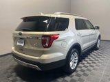 Used 2017 Ford Explorer XLT image 5