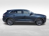 Used 2021 Lincoln Nautilus FWD image 2