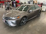 Used 2018 Toyota Camry SE image 4