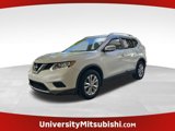 Used 2016 Nissan Rogue SV image 1